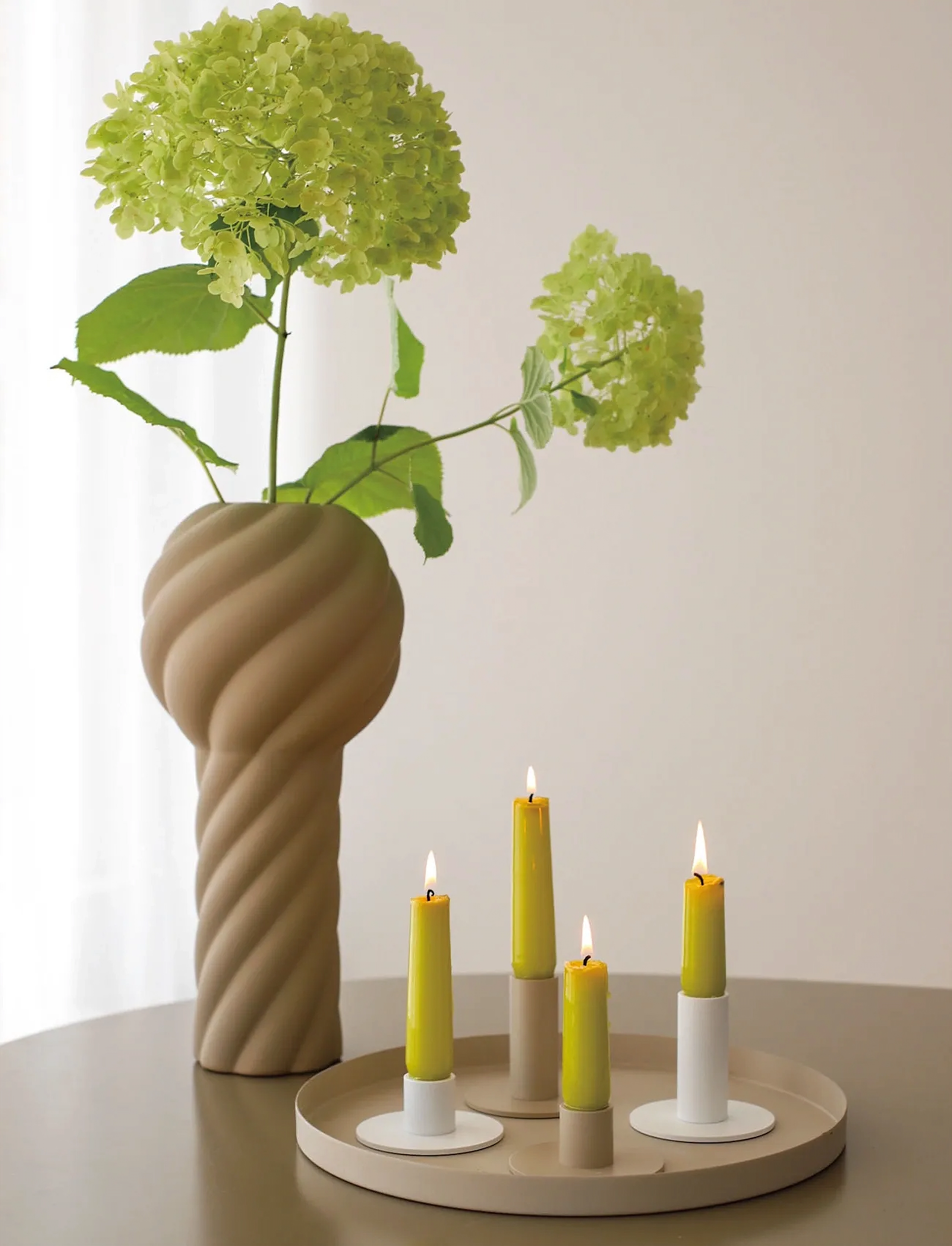 Cooee Design Candlestick Low 30Mm Stainless Steel, H:3 cm, Candlesticks & Lanterns, Creme - Candlesticks, Homeware