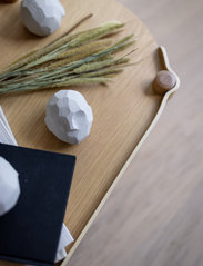 Cooee Design - Sculpture Pebble Head - veistokset & posliinikoristeet - limestone - 3