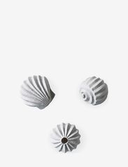 Cooee Design - Sculpture The Genesis Shells Limestone - porcelianinės figūrėlės ir statulėlės - limestone - 0