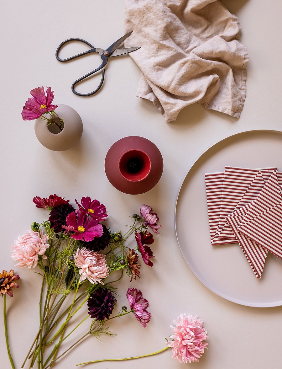 Cooee Design - Napkin Broken Lines - linased ja puuvillased salvrätikud - berry/white - 2