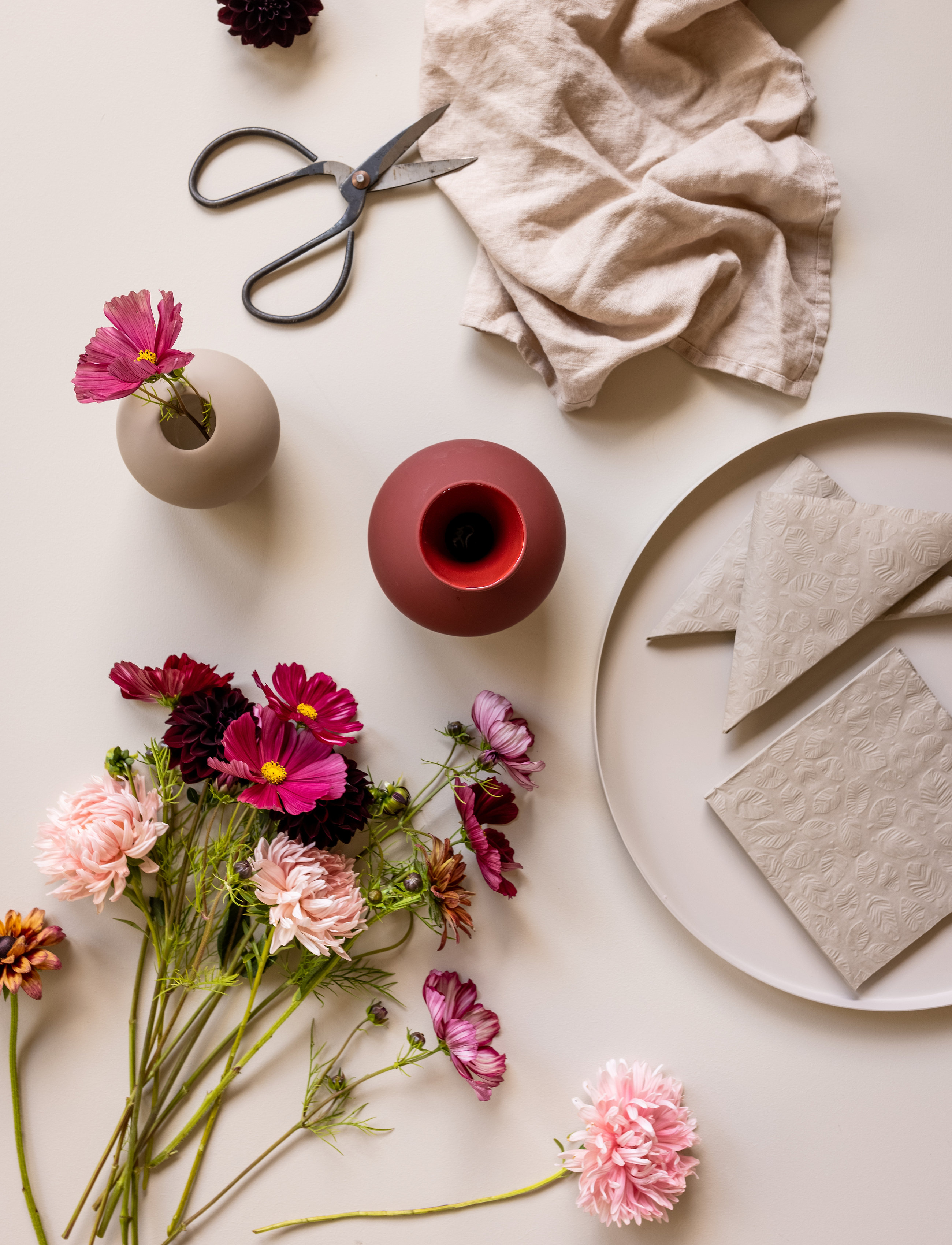 Cooee Design Napkin Leaf Embossed, One Size, Napkins, Beige - Paper Homeware