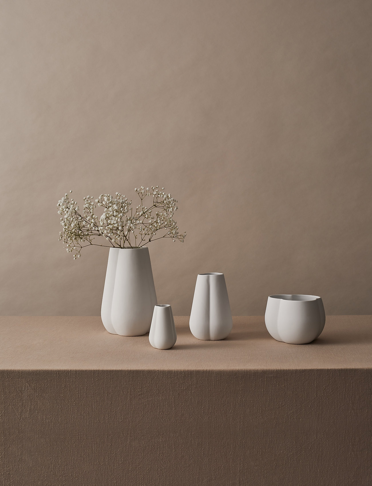Cooee Design - Clover 18cm - big vases - white - 1