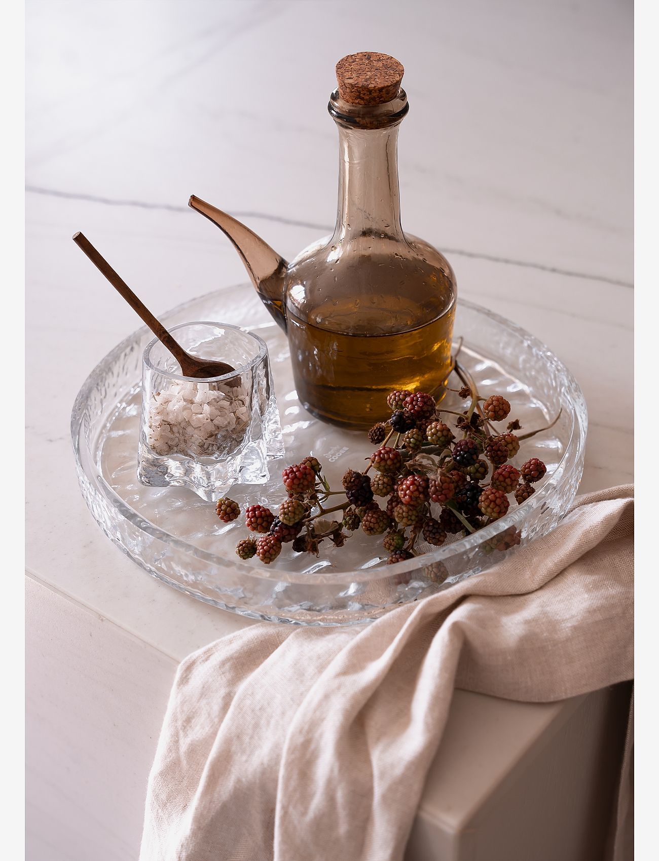 Cooee Design - Gry Platter 28cm Clear - clear - 1