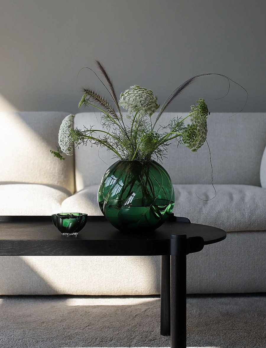 Cooee Design - Twist Ball Vase 20 cm Forest Green - vaasid - forest green - 2