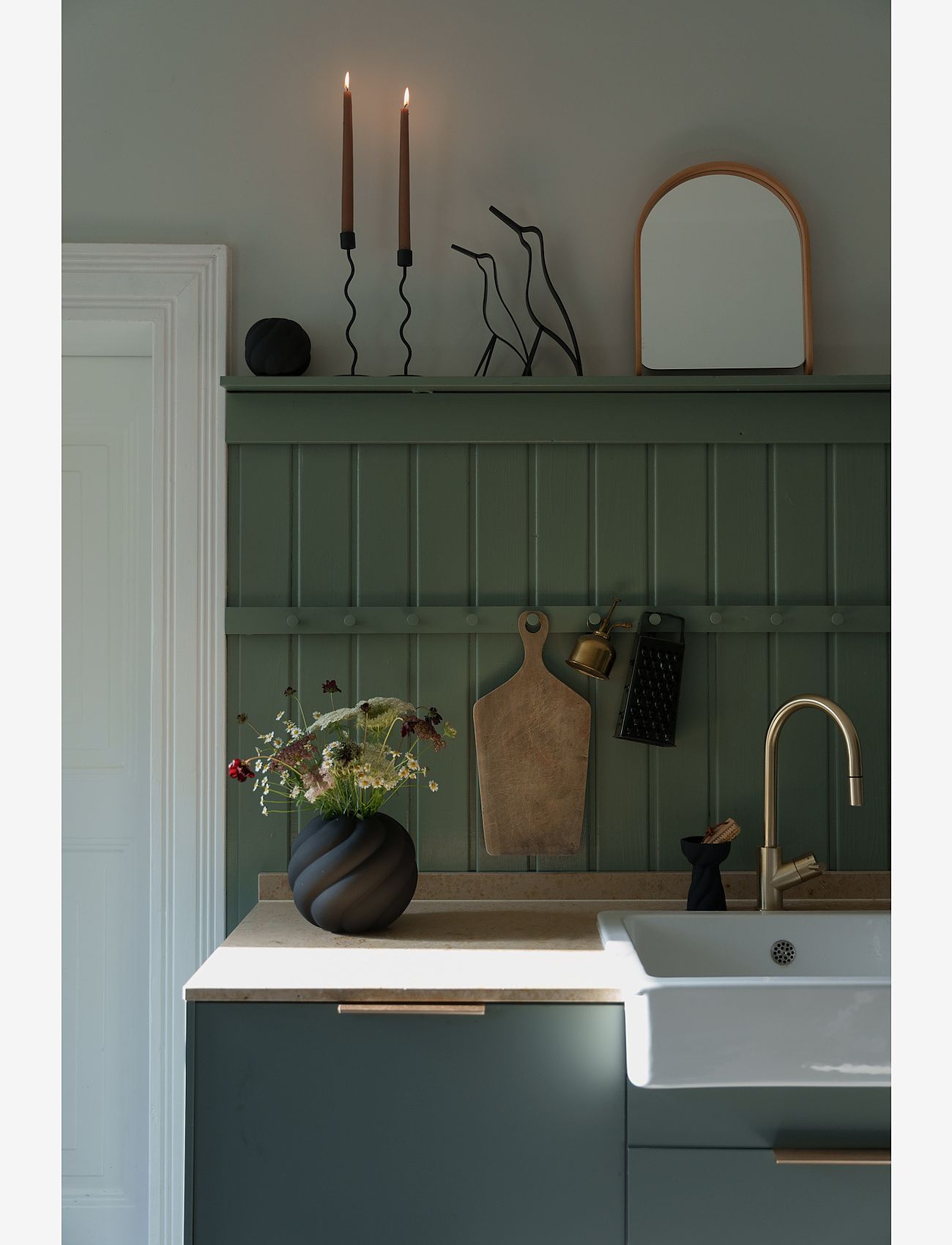 Cooee Design - Twist Ball vase - vasen - black - 1