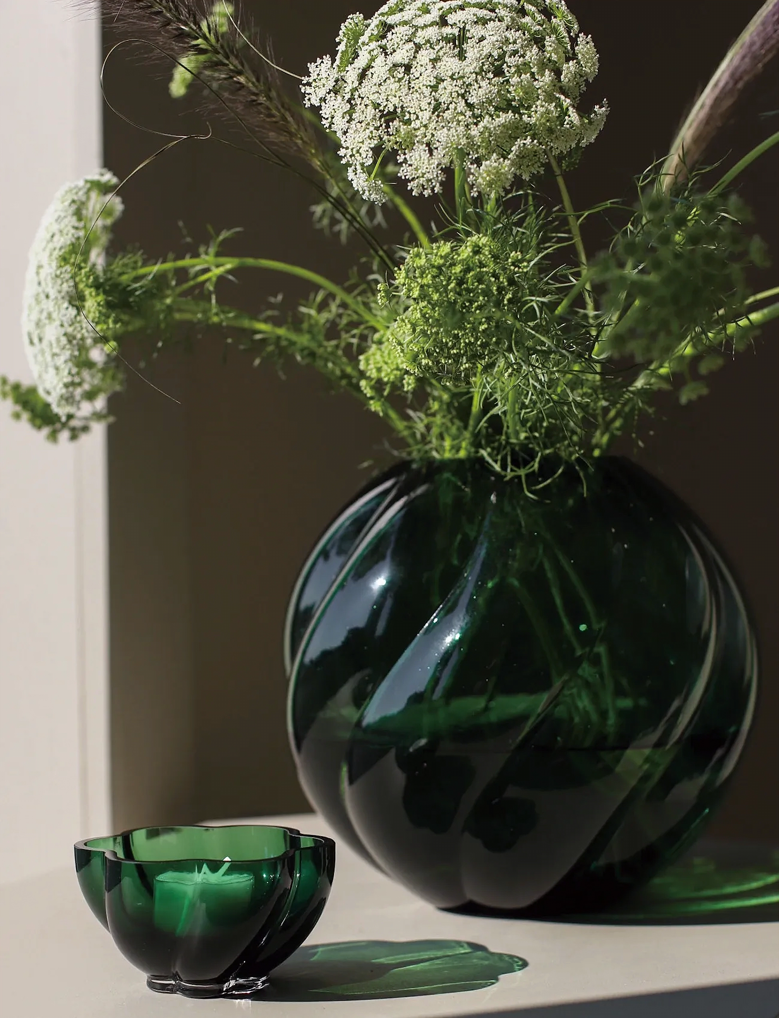 Cooee Design Twist Tealight Glass, H:5.5 cm, Green, Lysestager & Lanterner > Fyrfadsstager, Unisex
