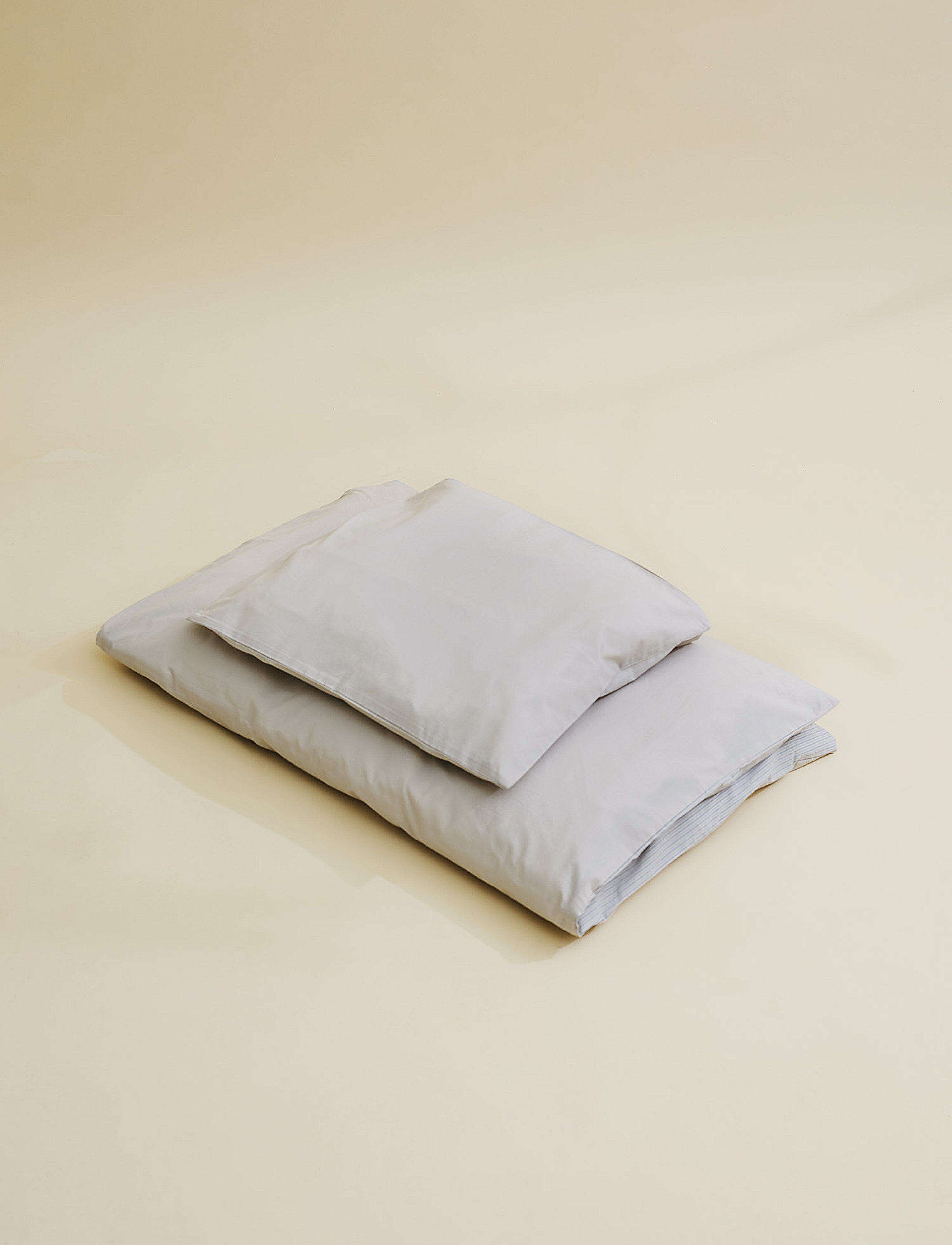 Copenhagen Colors - FUTURE BABY BED LINEN W. STRIPES - parures de lit - lt. grey/ lt. blue core - 2