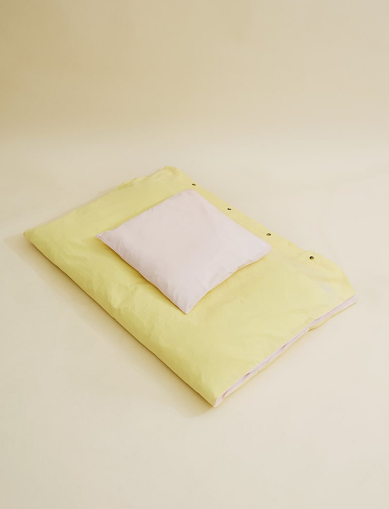 Copenhagen Colors - FUTURE BABY BED LINEN - sengesæt - soft pink/lt. yellow core - 0