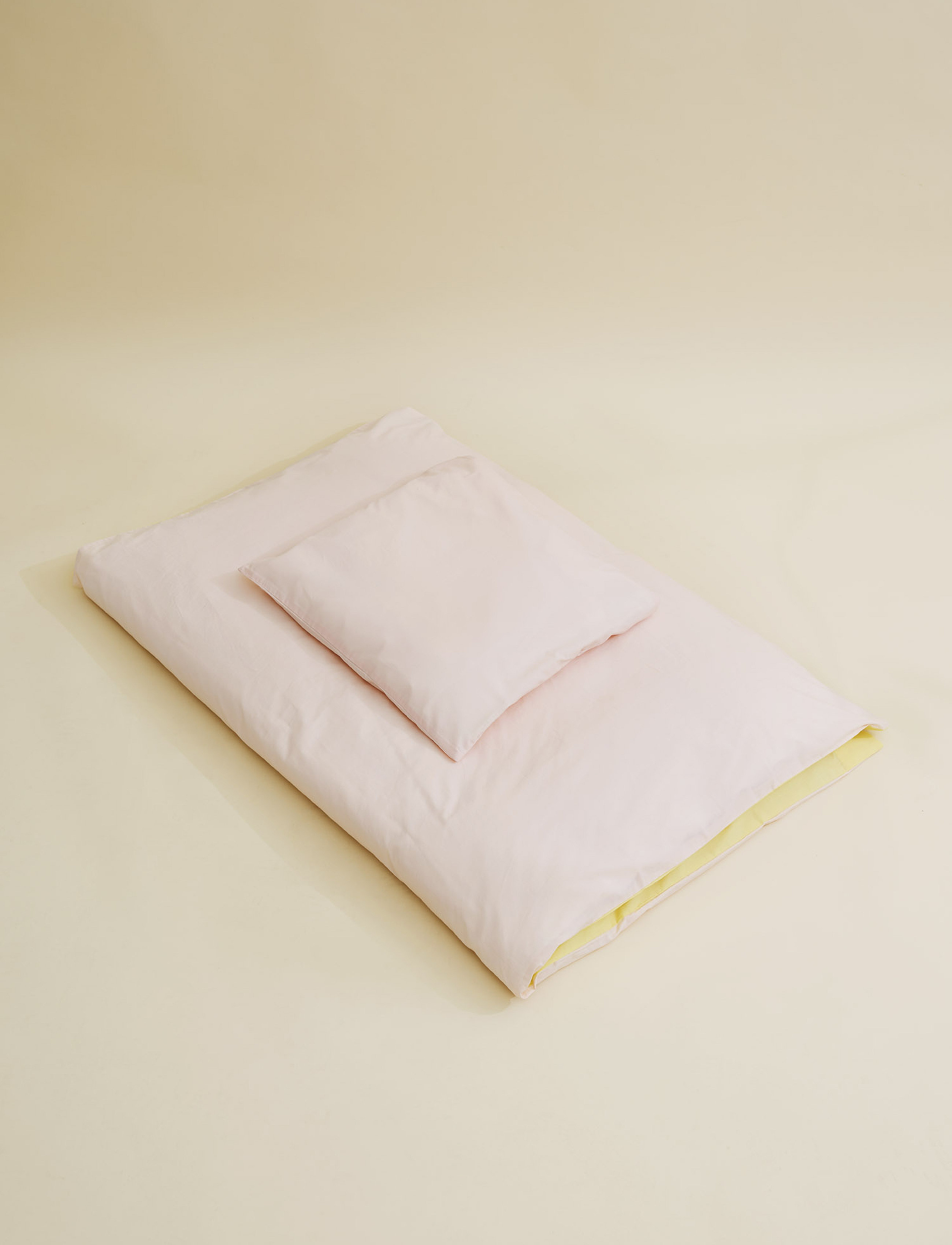 Copenhagen Colors - FUTURE BABY BED LINEN - lakanasetit - soft pink/lt. yellow core - 2