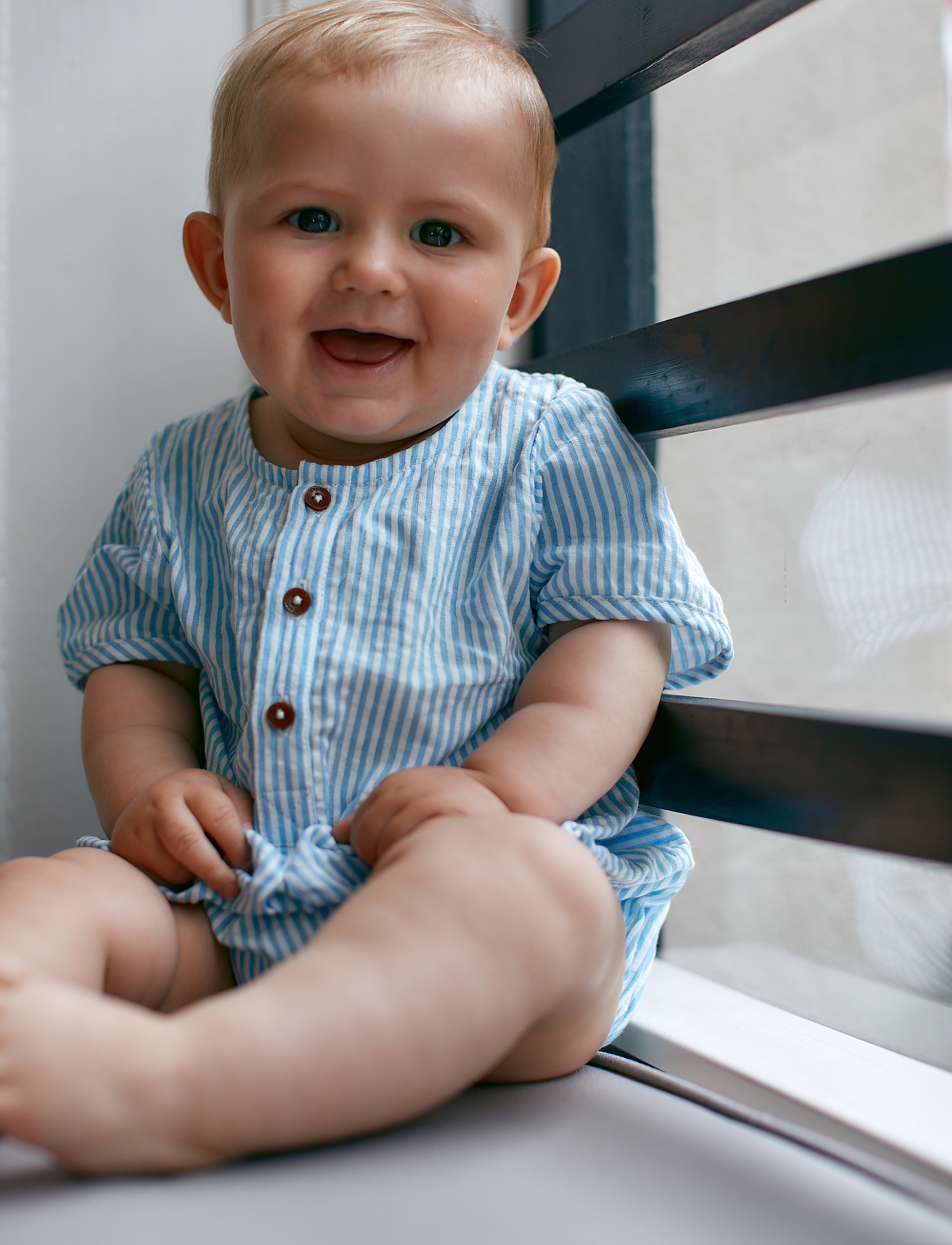 Copenhagen Colors - SEERSUCKER ROMPER W. SLEEVES - kortærmede - sky blue w cream stripe - 4