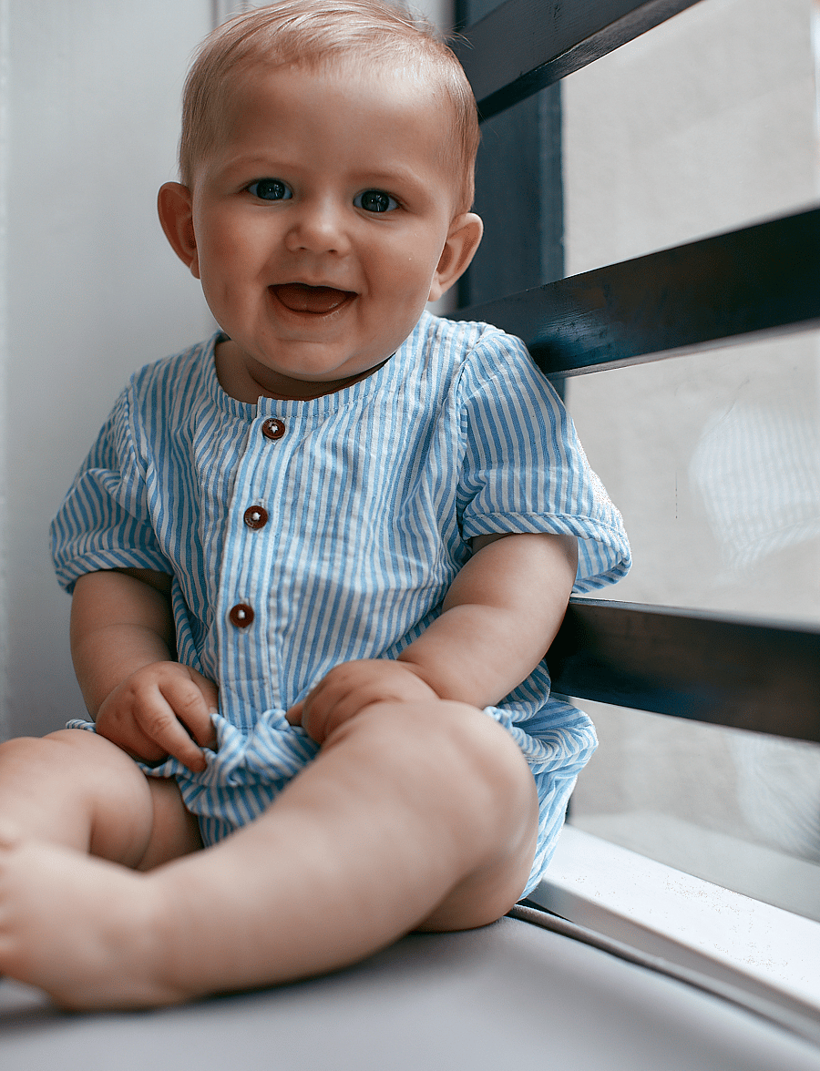 Copenhagen Colors - SEERSUCKER ROMPER W. SLEEVES - kortærmede - sky blue w cream stripe - 4