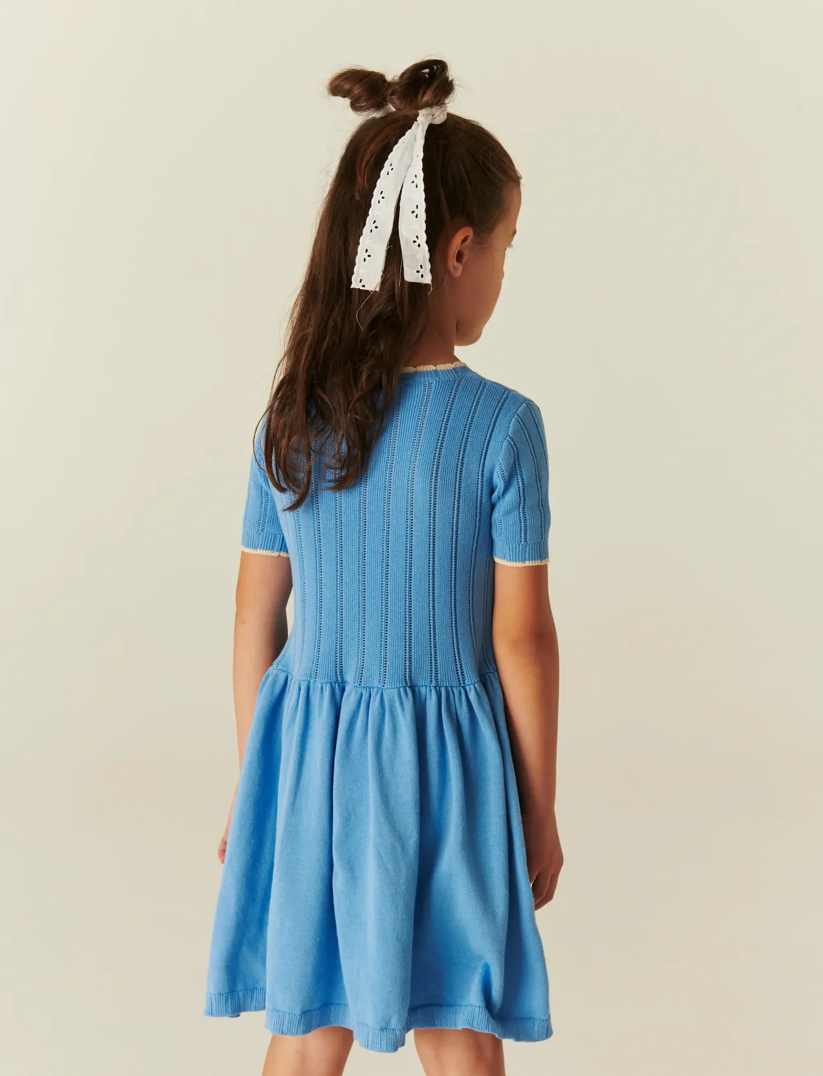 Copenhagen Colors - KNITTED POINTELLE DRESS - baby-kjoler med korte ermer - sky blue comb - 3