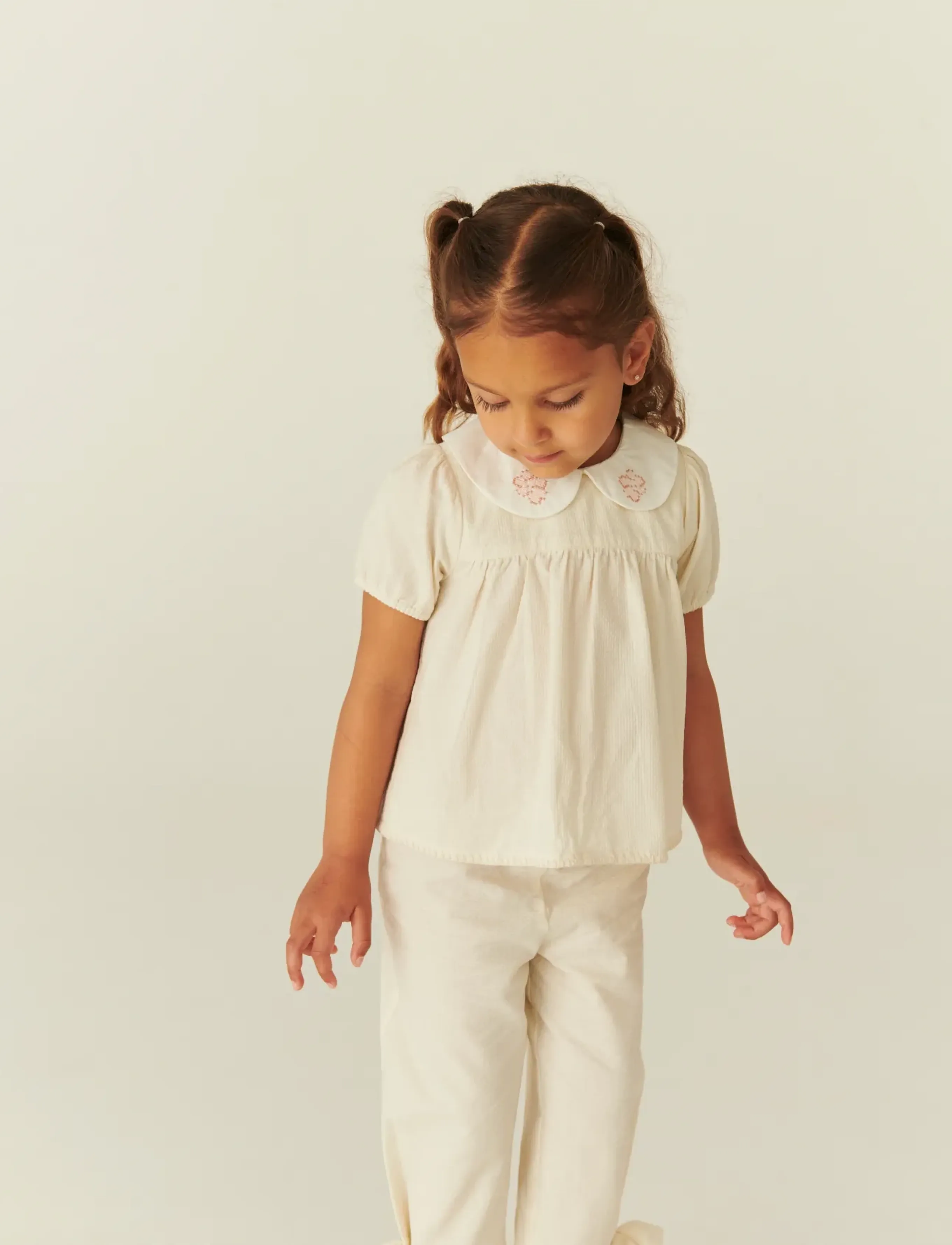 Copenhagen Colors Blouse W. Deco Edge, 128, Cream, Overdele > Bluser & Tunikaer, Børn