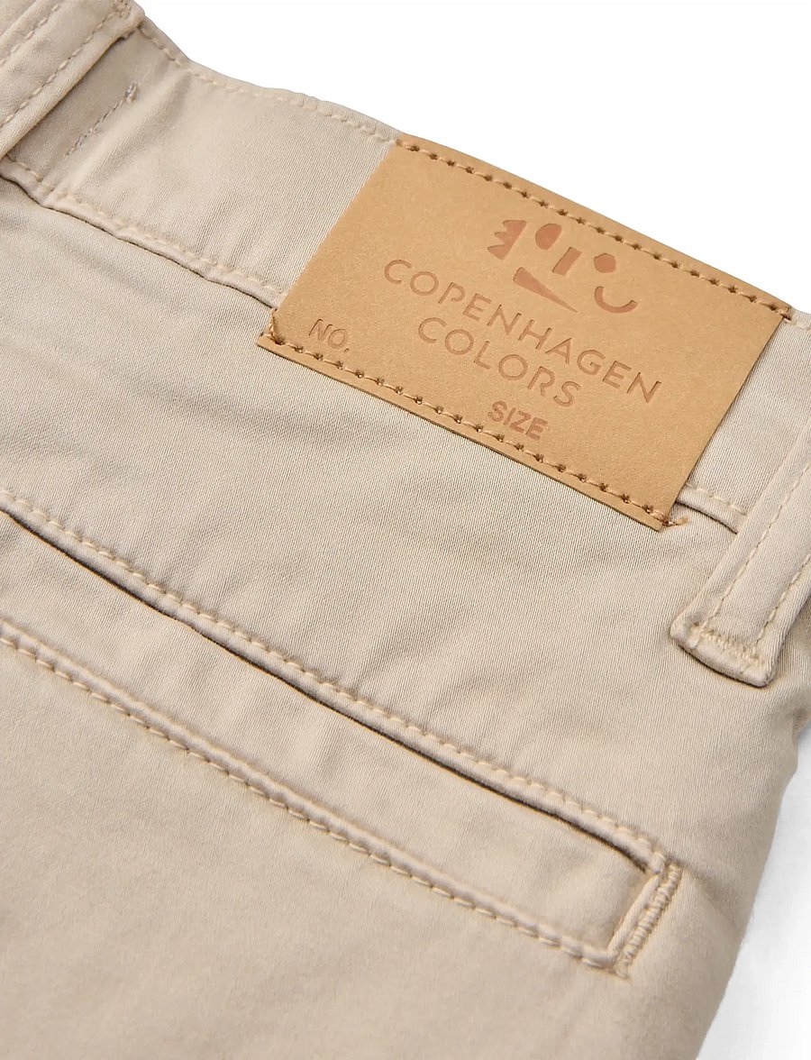 Copenhagen Colors - SILKY TWILL CHINOS SLIM - WITH STRETCH - chinos - beige - 2