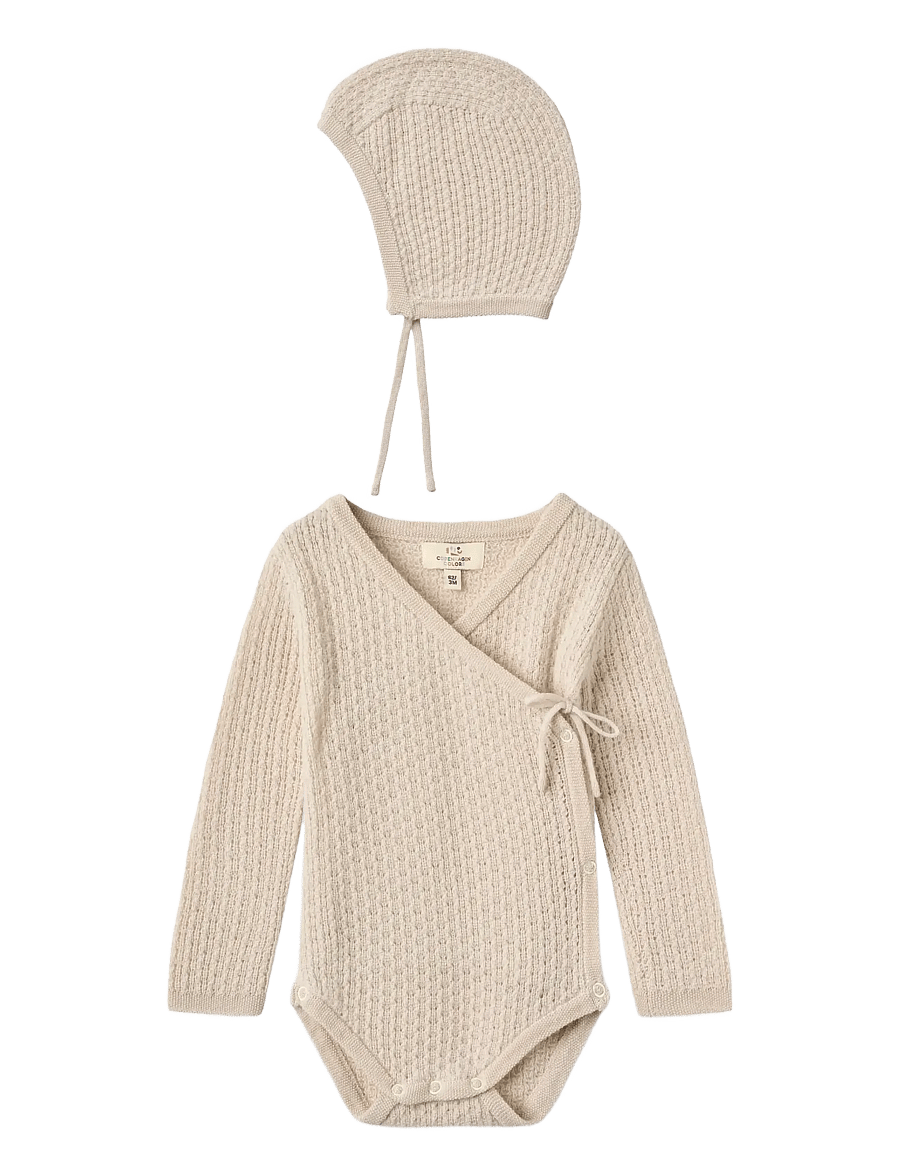 Copenhagen Colors - 2-Pack Merino Pointelle Baby Cross-Over & Baby Bonnet Hat - uldundertøj baby - pale cream - 1