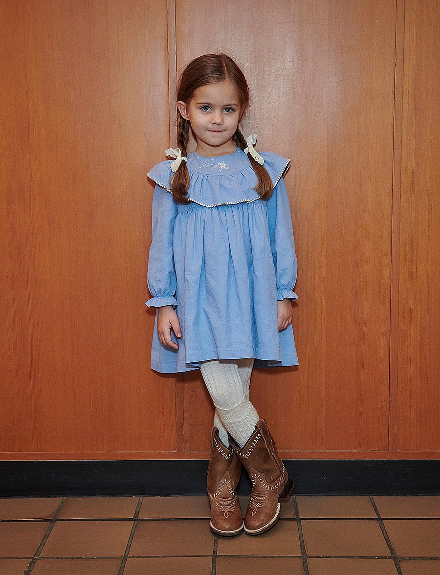 Copenhagen Colors - Dress w. Frill & Star Embroidery - endless blue - 4