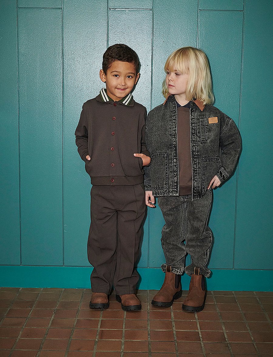 Copenhagen Colors - 360* Super Stretchy High School Cardigan - leichte jacken - dk. brown - 0