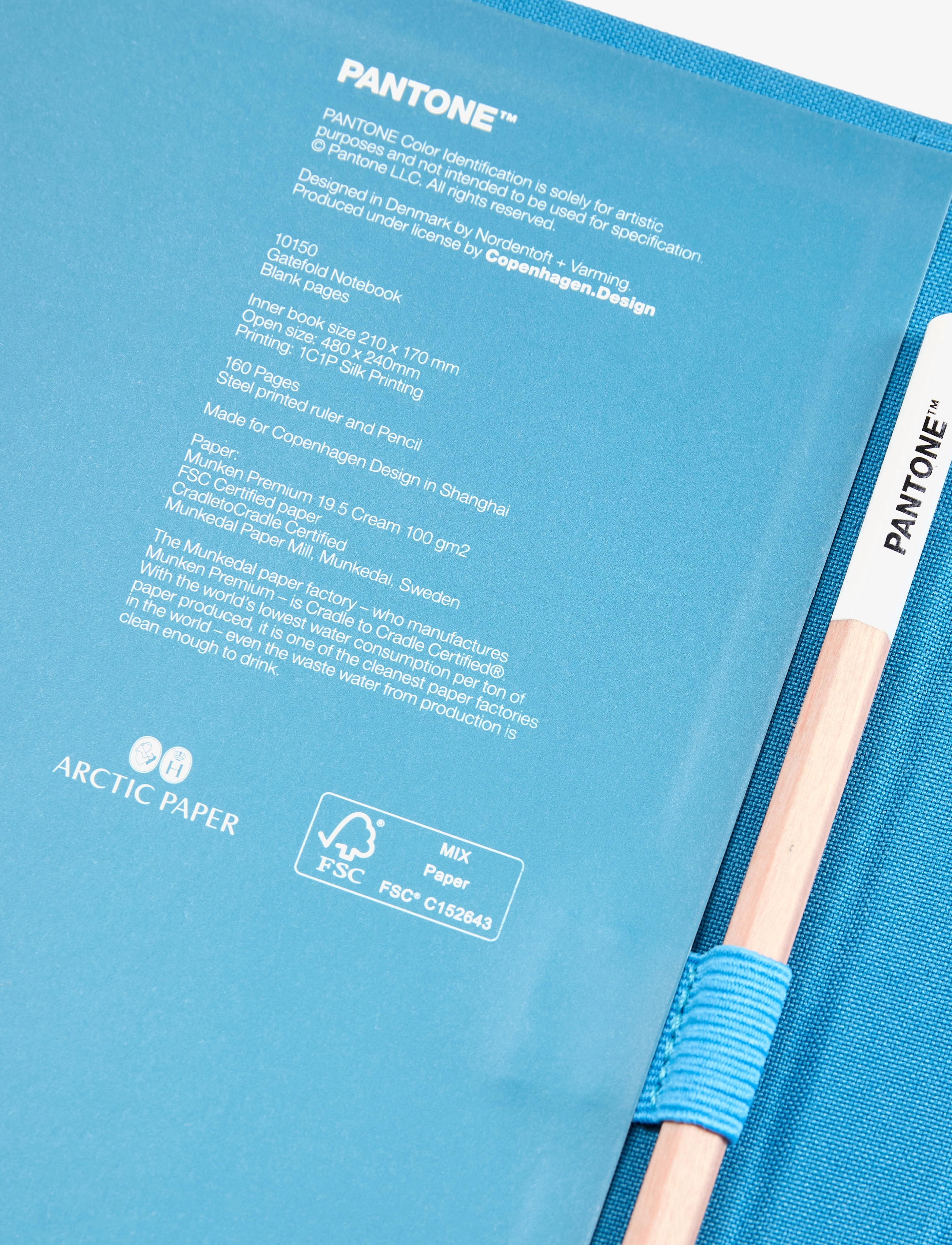 PANTONE - PANTONE NEW NOTEBOOK WITH PENCIL. / LINED - kalendere & notesbøger - blue 2150 c - 2