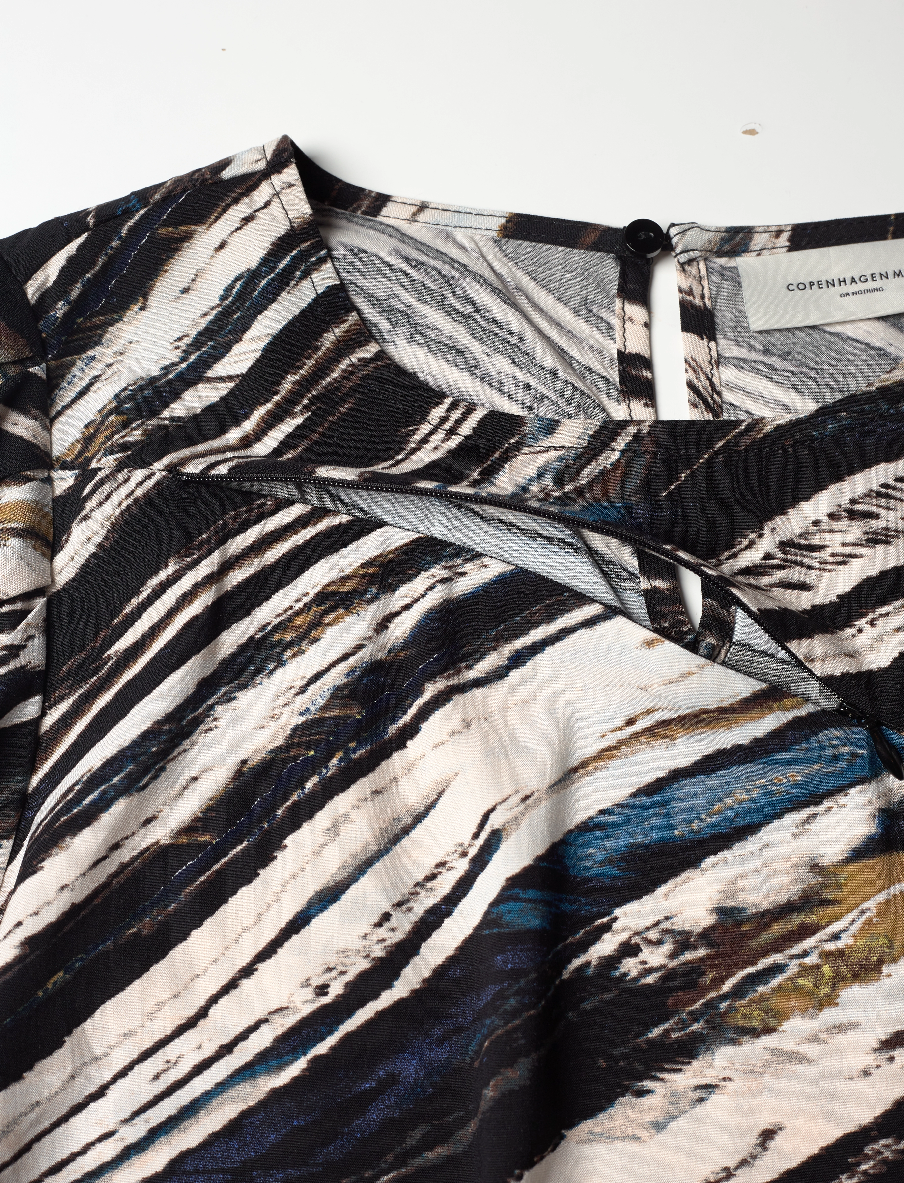 Copenhagen Muse - CMVITA-BLOUSE - pikkade varrukatega pluusid - black w. lentil sprout - 2