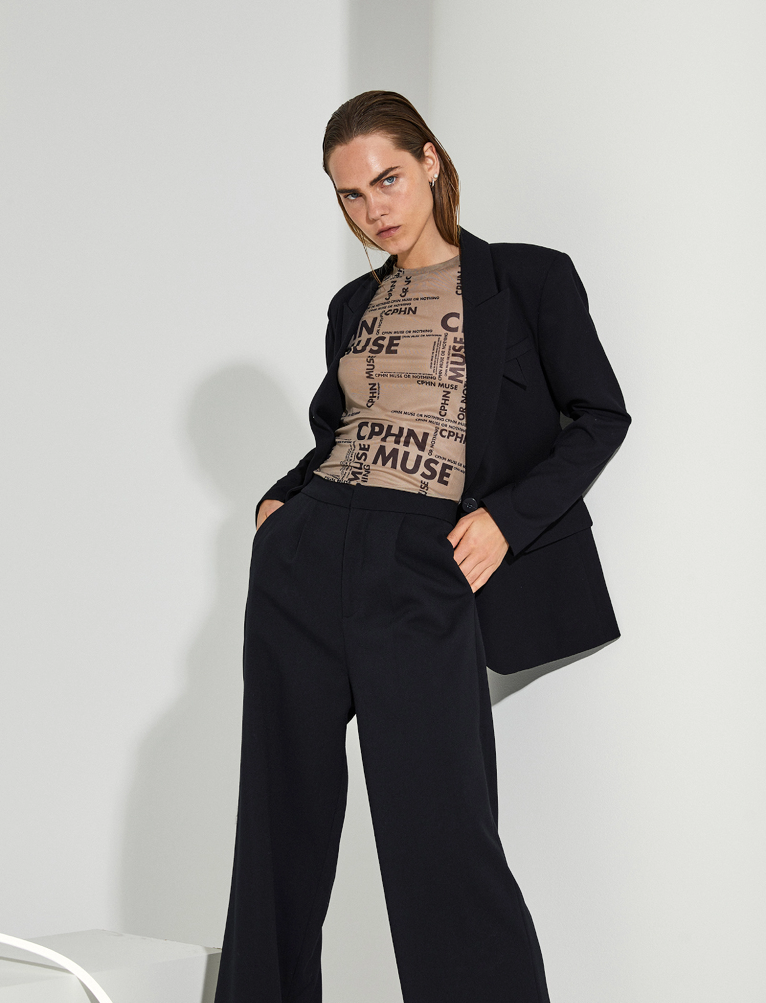 Copenhagen Muse - CMCORA-TEE - tinder wolf w. black - 2