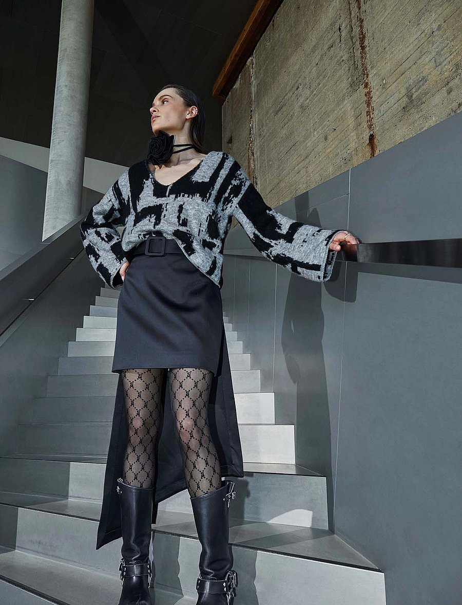 Copenhagen Muse - CMSHINE-SKIRT - midi nederdele - black - 0