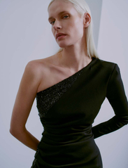 Copenhagen Muse - CMSEQUINCE-SUIT-DRESS - ballīšu apģērbs par outlet cenām - black - 4