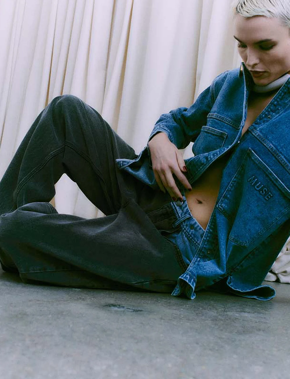 Copenhagen Muse - CMCHARLEE-JEANS - leveälahkeiset farkut - black denim w. washed blue - 0