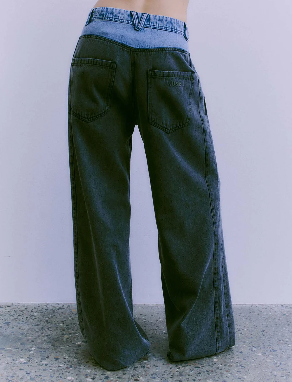 Copenhagen Muse - CMCHARLEE-JEANS - leveälahkeiset farkut - black denim w. washed blue - 3