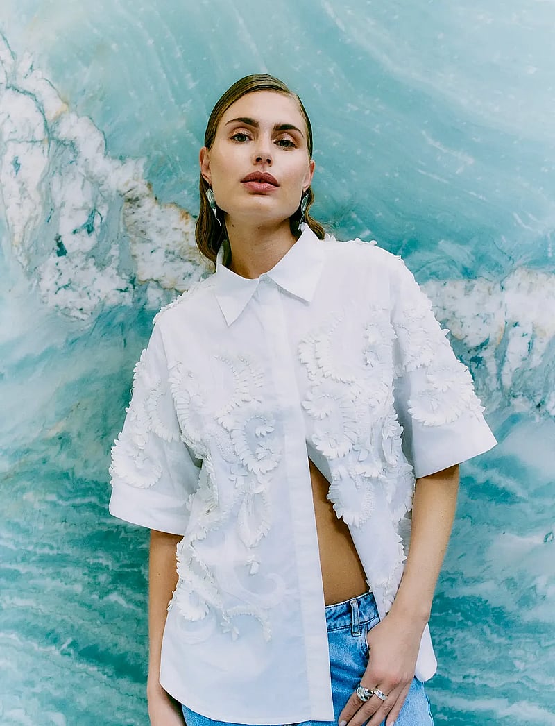 Copenhagen Muse - CMVATAN-SHIRT - lühikeste varrukatega särgid - bright white - 0