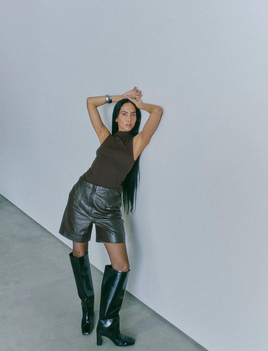 Copenhagen Muse - CMSIV-TOP is a tight-fitting top in a thick and stretchy material with a ribbed - topi bez piedurknēm - molÉ - 3