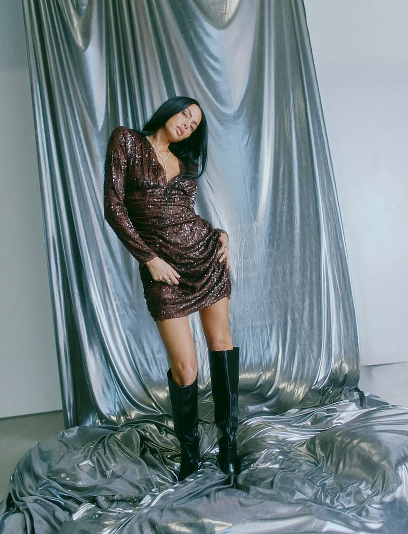 Copenhagen Muse - CMSEQUINCE-DRESS - paljettklänningar - molÉ - 0