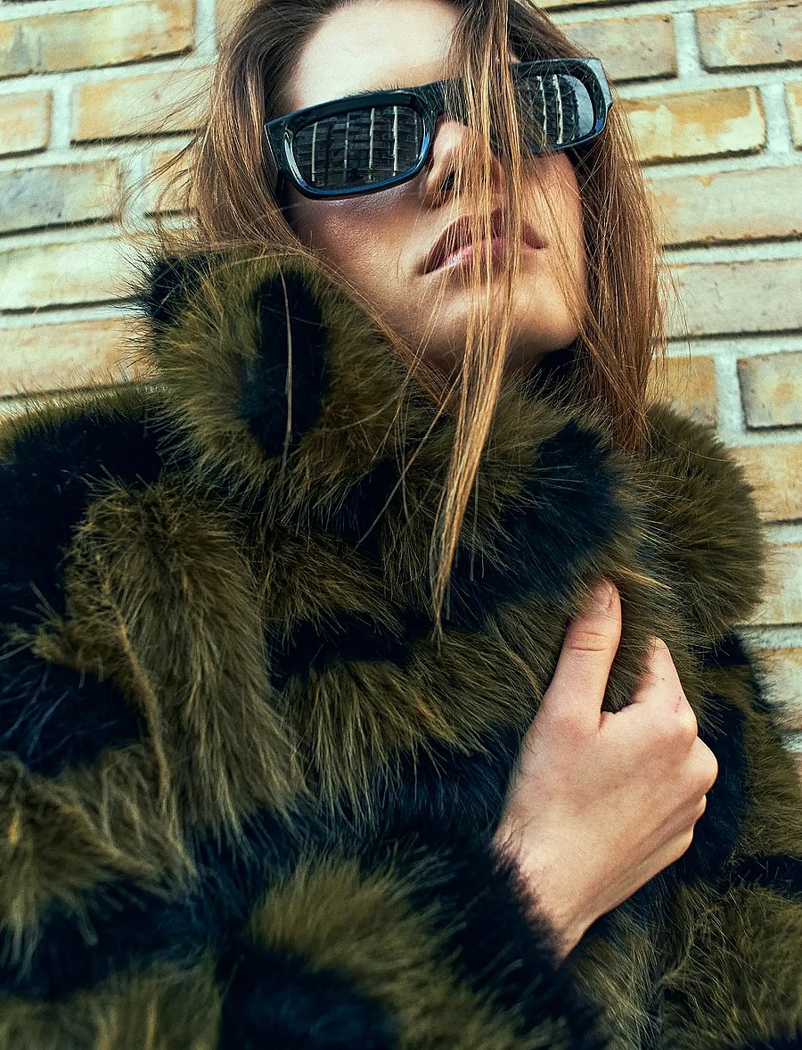 Copenhagen Muse - CMPLUSHY-JACKET is a jacket in a preimum faux fur material that combines warmth - kunstpelz - dark olive w. black - 3