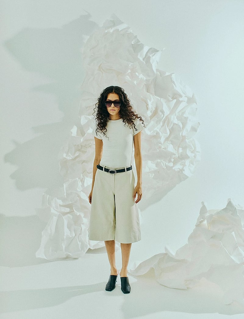 Copenhagen Muse - CMROYAL-BERMUDA - nahast lühikesed püksid - jet stream - 0