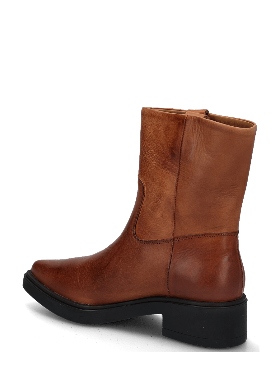 Copenhagen Studios - CPH302 grainy leather cognac - kontsaga poolsaapad - cognac - 1
