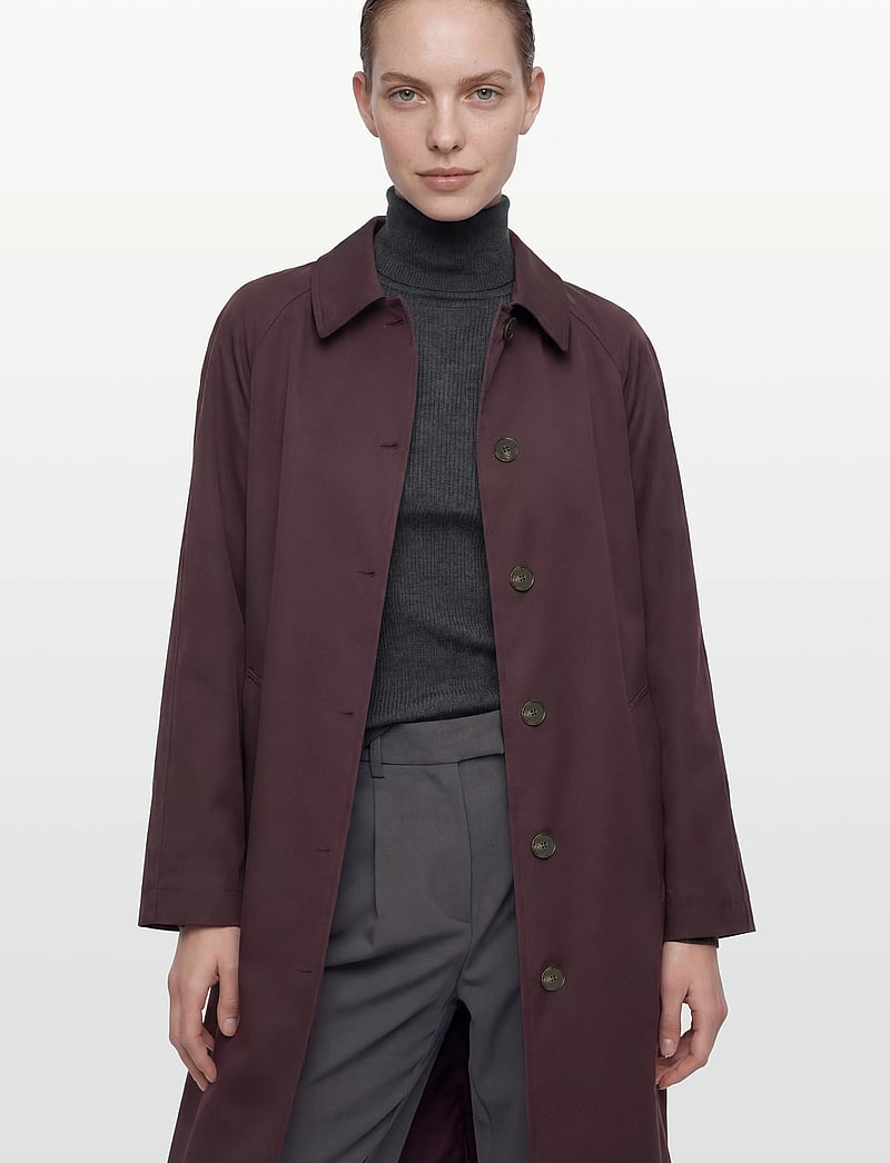 Copenhagen Studios - CPH TRENCHCOAT 2 cotton burgundy - trenchcoats - burgundy - 3