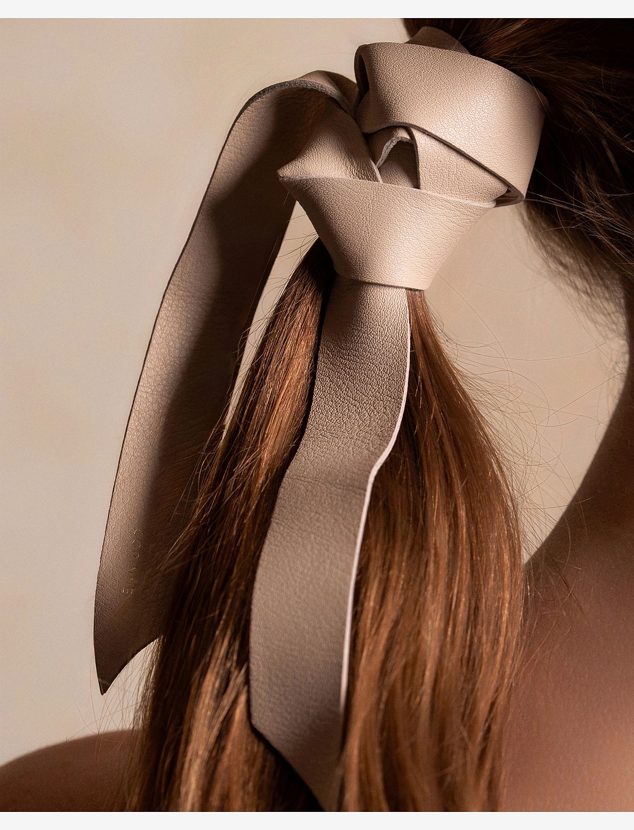 Corinne - Leather Band Long - scrunchies - beige - 3