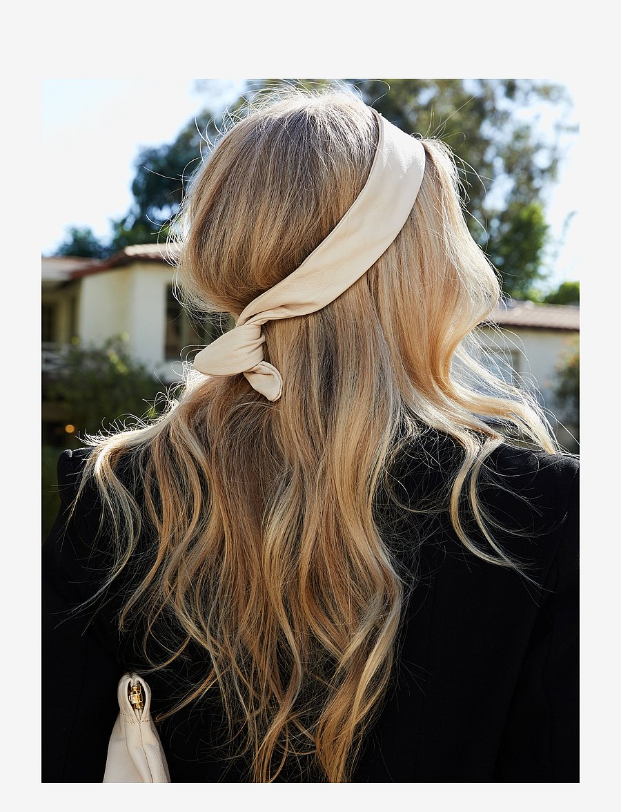 Corinne - Leather Hairband Wire - peavõrud - cream - 1