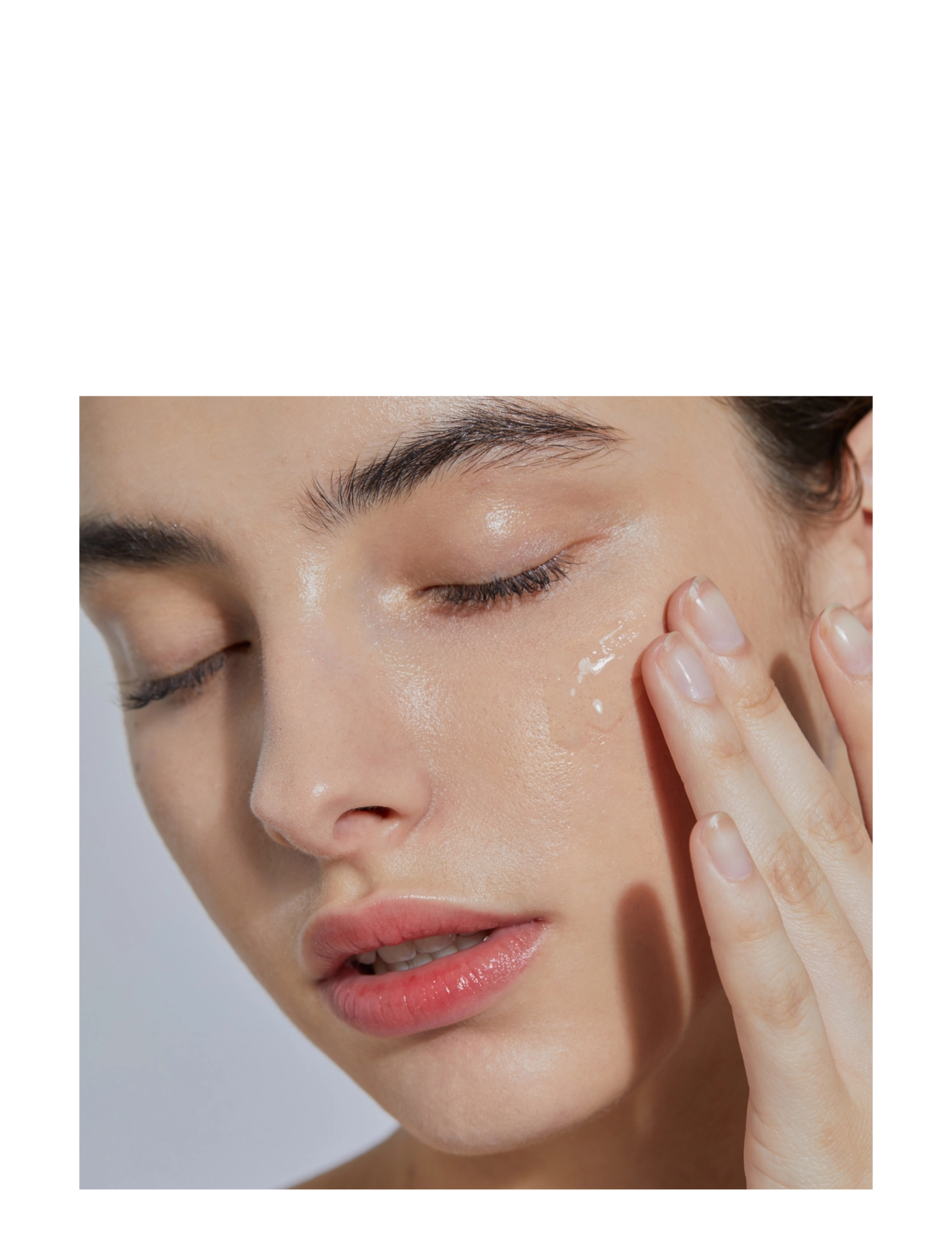 COSRX - The Hylauronic Acid 3 Serum - serumi un eļļas - white - 4