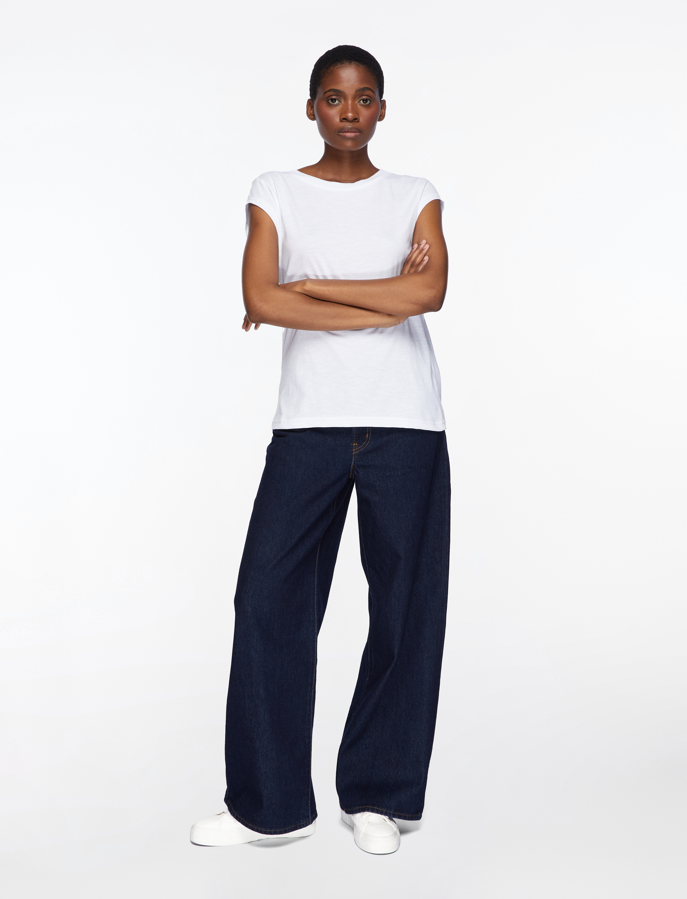 Coster Copenhagen - CC Heart basic round-neck t-shirt - madalaimad hinnad - white - 2