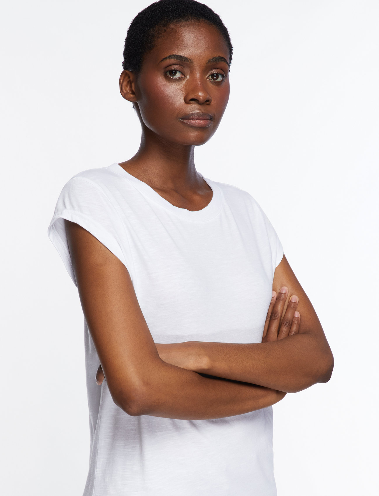 Coster Copenhagen - CC Heart basic round-neck t-shirt - efterårstøj - white - 5