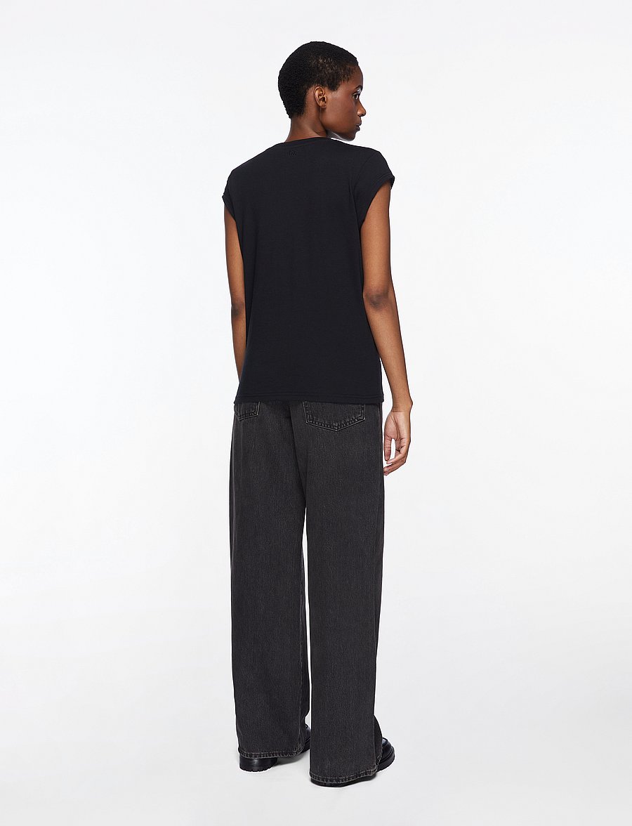 Coster Copenhagen - CC Heart basic v-neck t-shirt - t-shirts - black - 4
