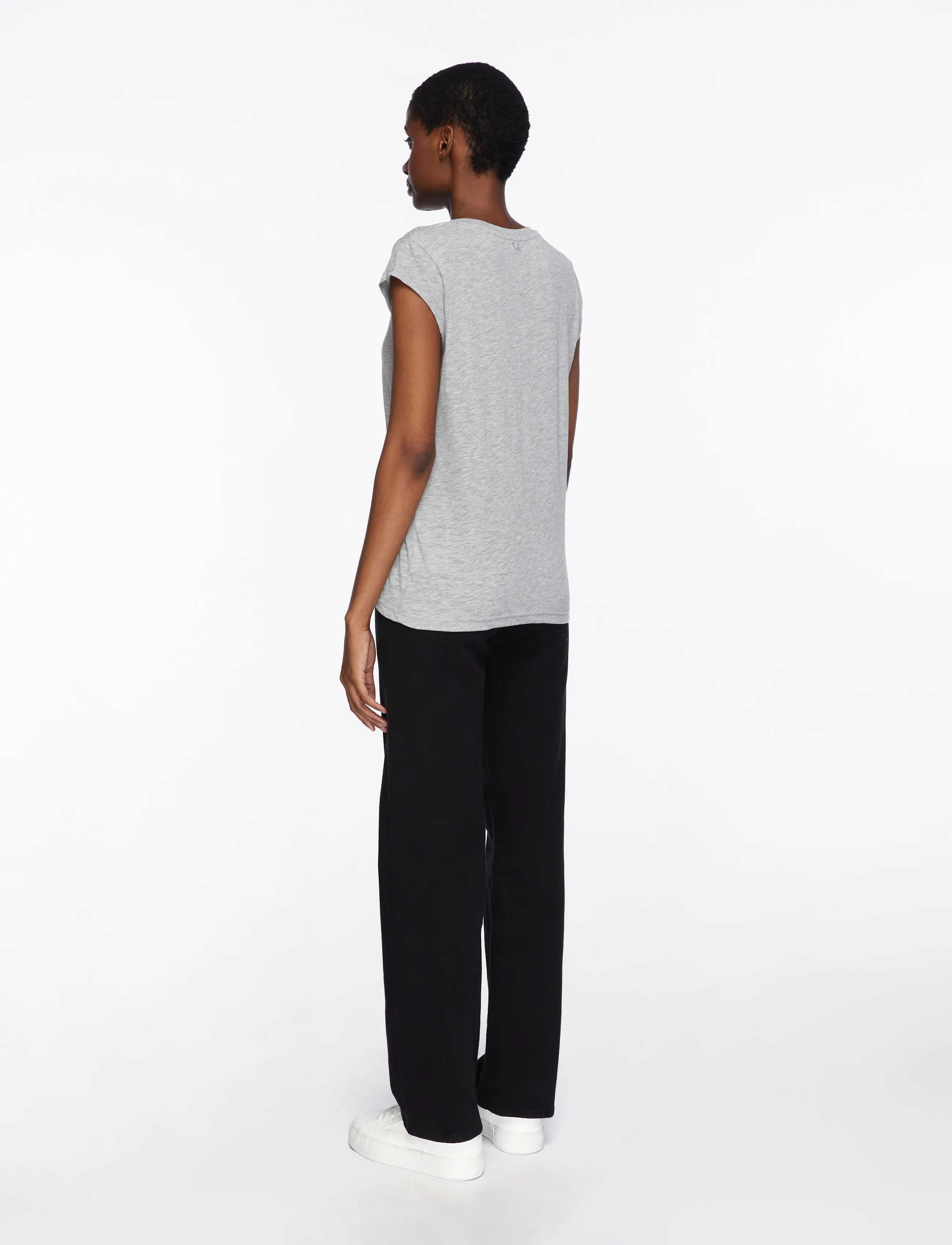 Coster Copenhagen - CC Heart basic v-neck t-shirt - t-shirts - light grey melange - 4