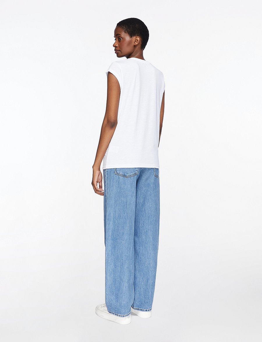 Coster Copenhagen - CC Heart basic v-neck t-shirt - t-särgid - white - 4