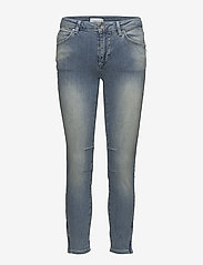 Slim fit jeans same as 3124 - WASHED BLUE