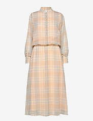 Coster Copenhagen - Dress long sleeved in check print - maxi dresses - check print - 0