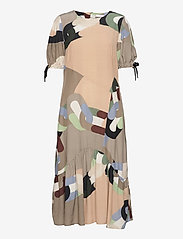 Coster Copenhagen - Assymmetrical dress in chain print - sommerkjoler - chain print - 0