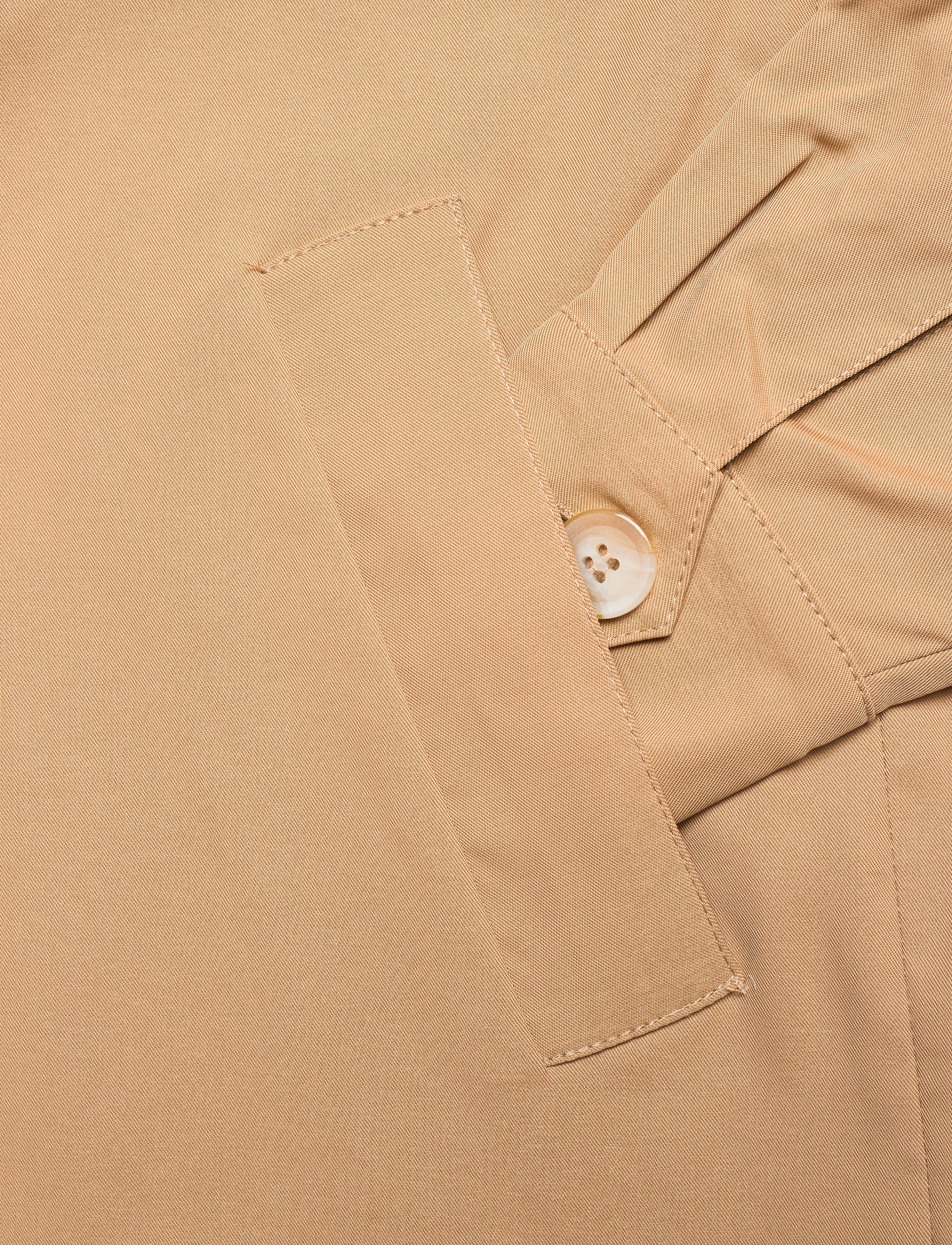 Coster Copenhagen - Sporty coat w. belt - golden beige - 4