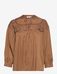 Coster Copenhagen - Shirt with quilt and latterlace - long-sleeved blouses - autumn tan - 0