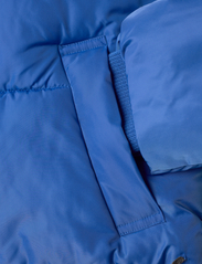 Coster Copenhagen - Short puffer jacket - talvitakit - electric blue - 3