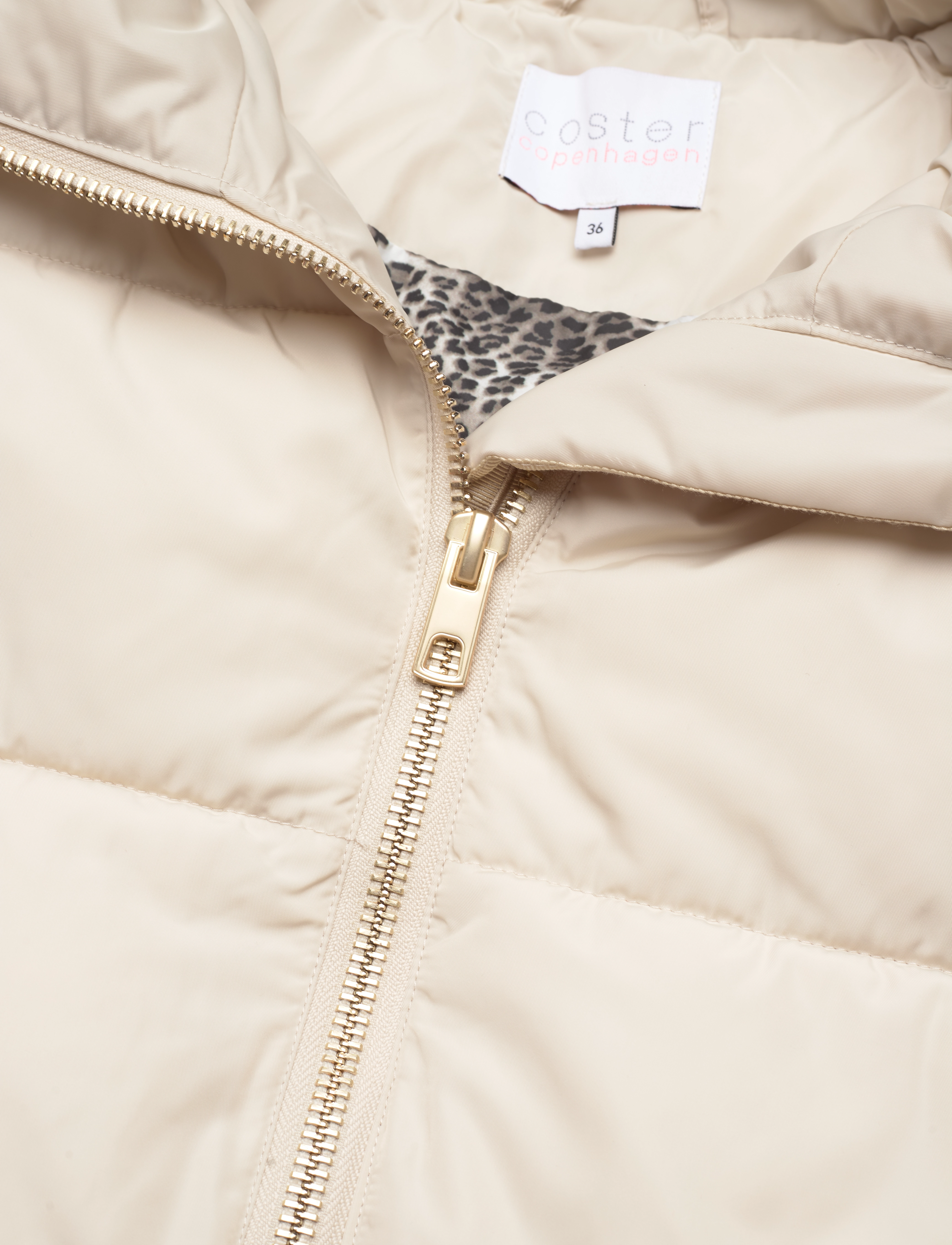 Coster Copenhagen - Short puffer jacket - ytterkläder - light cream - 2